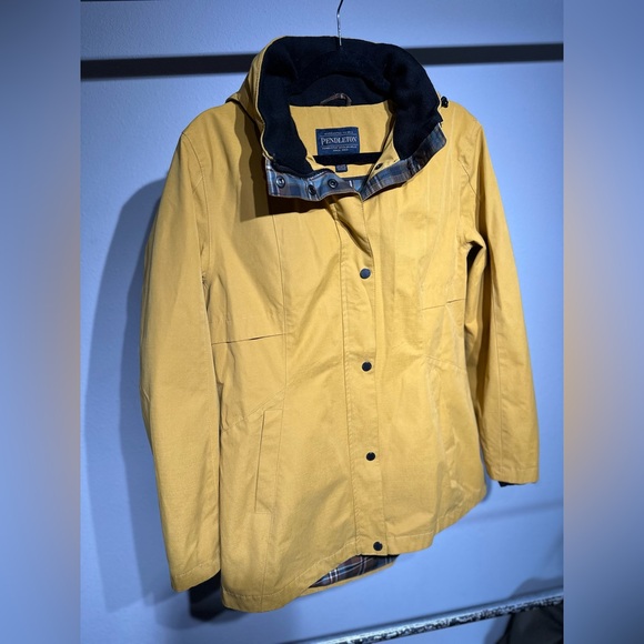 Pendleton Rain Jacket - Picture 4 of 6